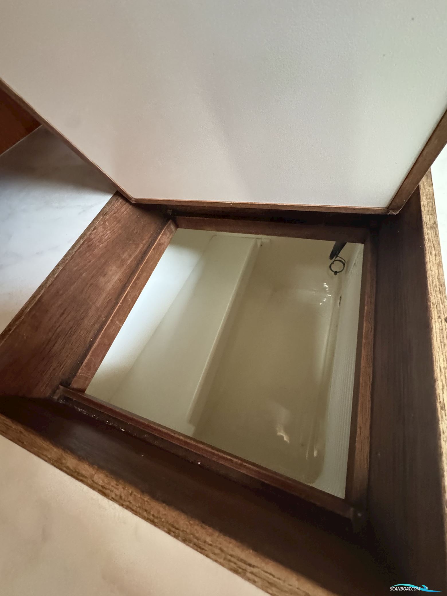 Hallberg-Rassy 46 – 2003 EU Vat Paid.