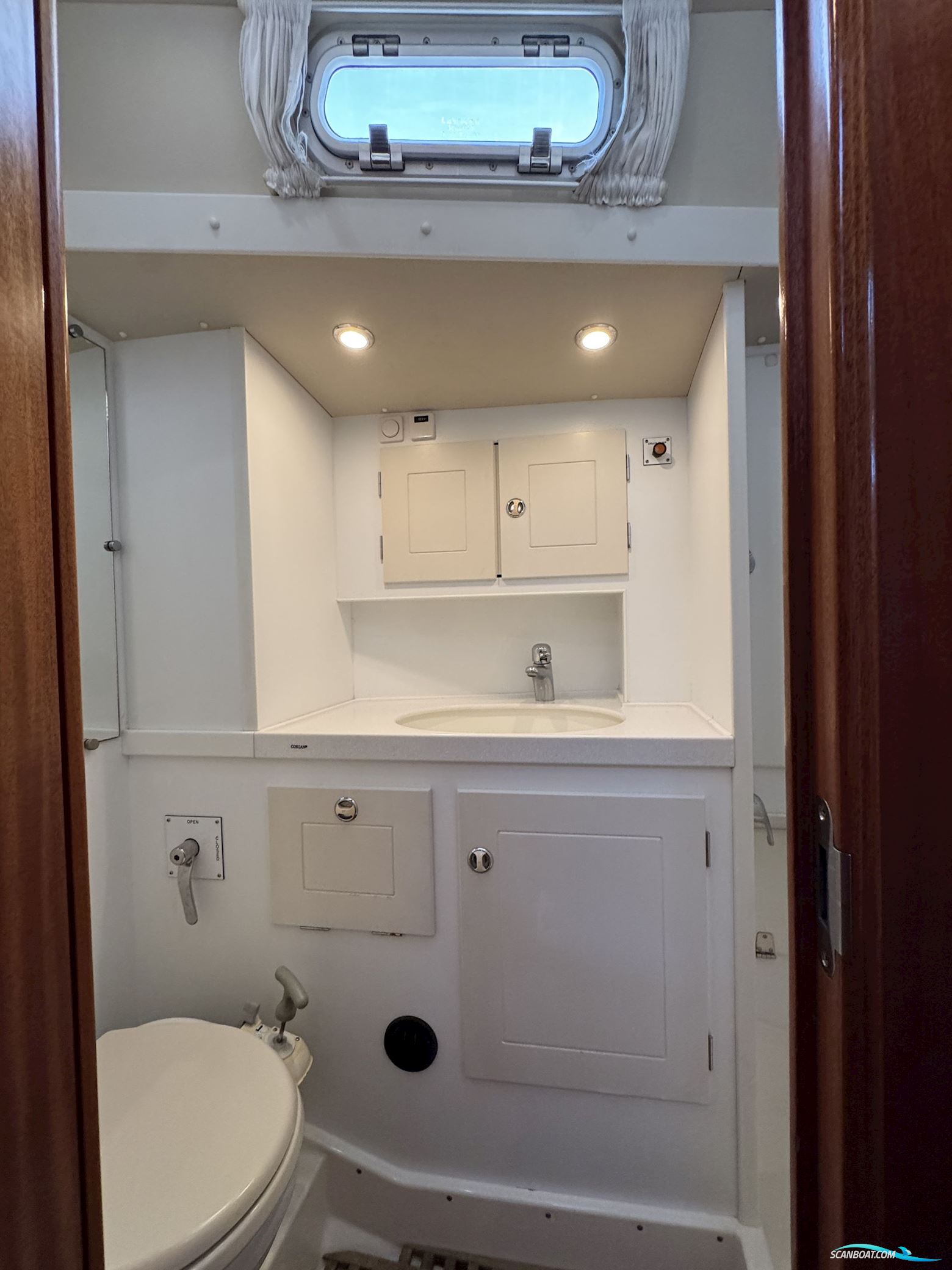 Hallberg-Rassy 46 – 2003 EU Vat Paid.