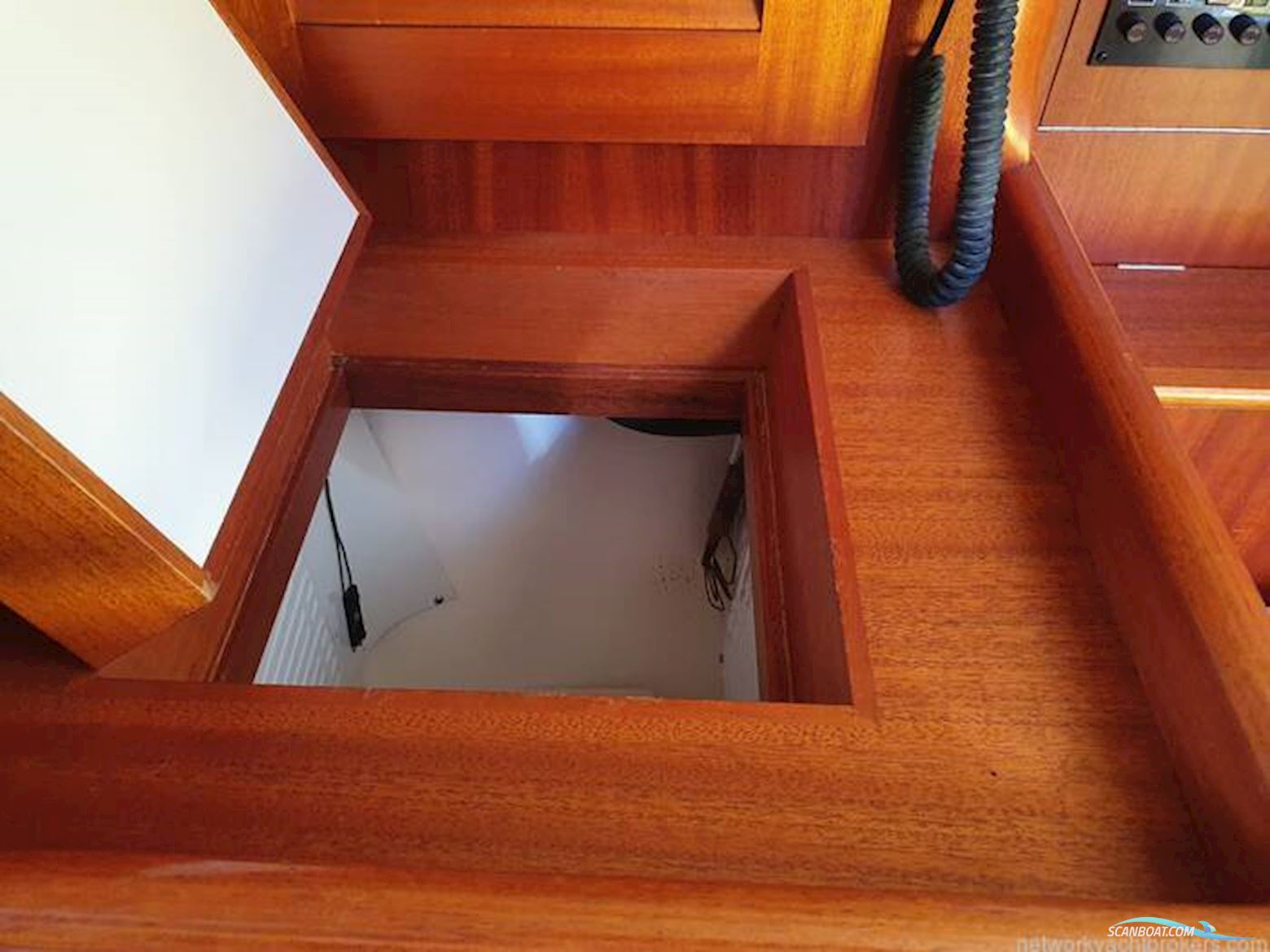 Hallberg Rassy 46