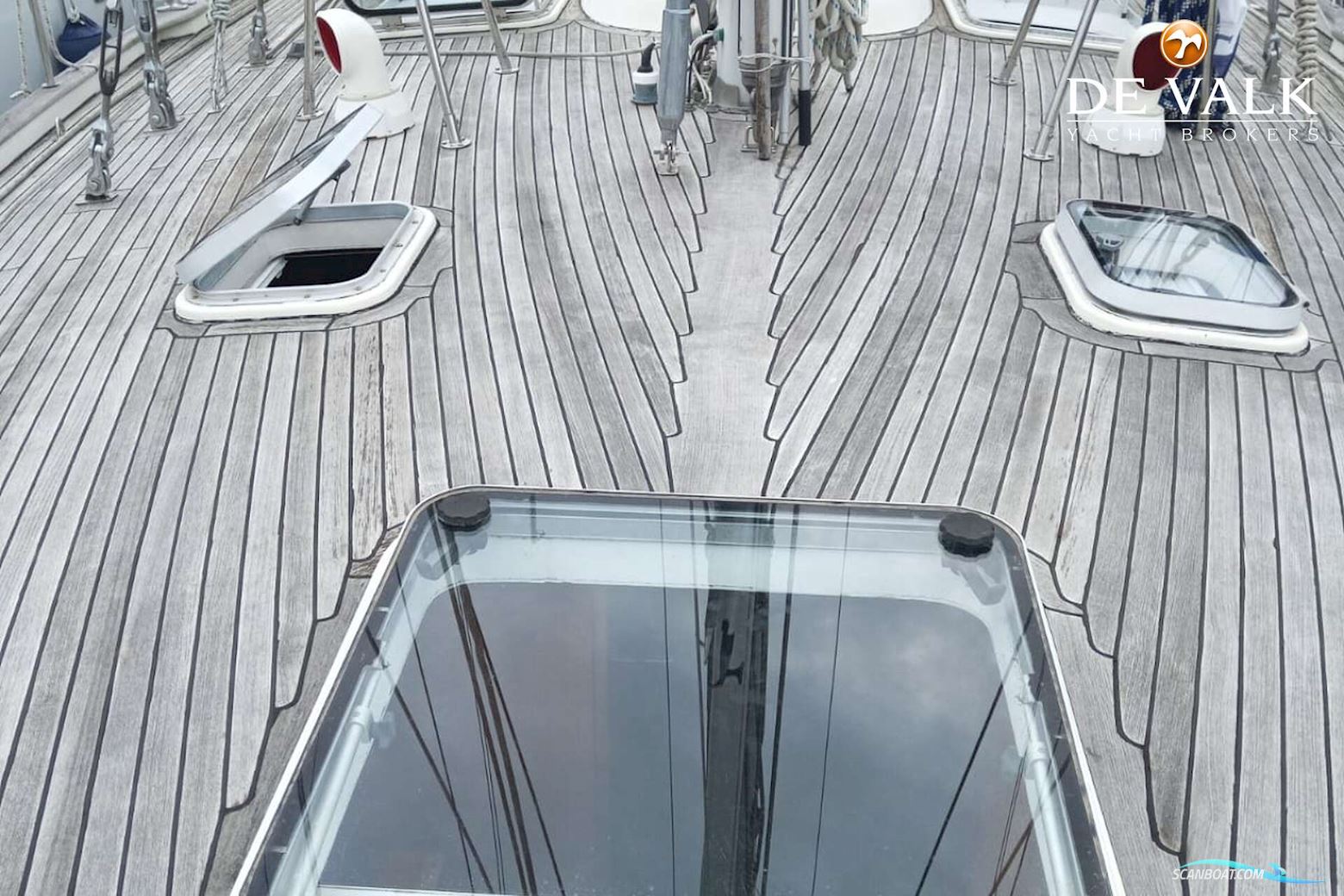 Hallberg Rassy 49