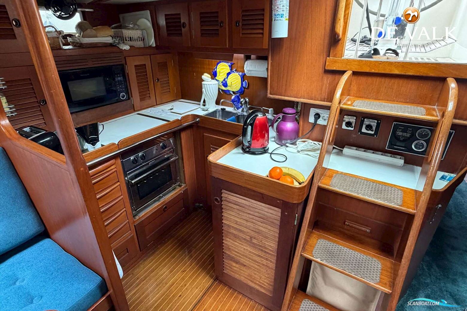 Hallberg Rassy 49