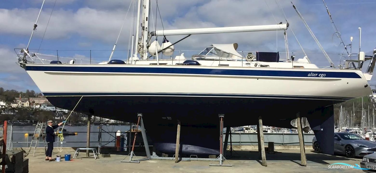 Hallberg Rassy 53