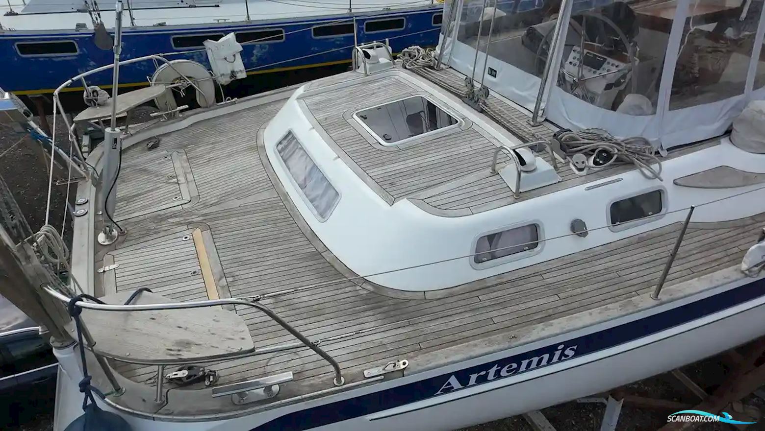 Hallberg-Rassy 54