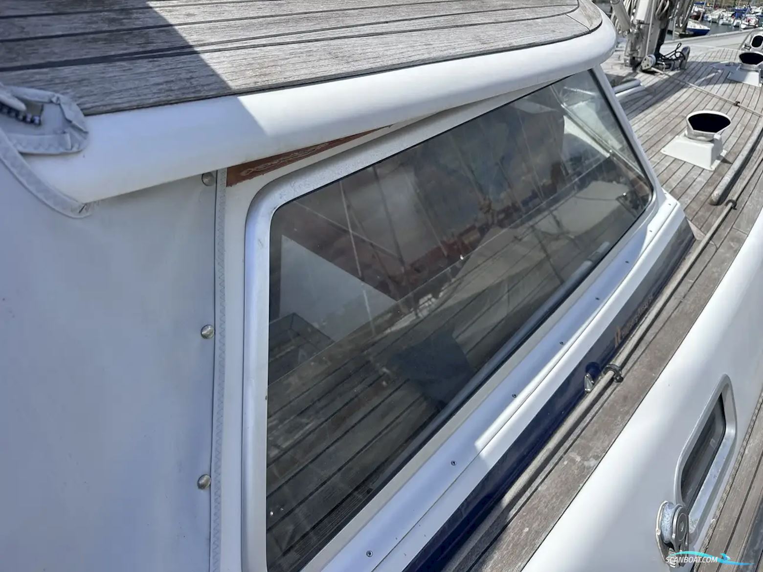 Hallberg-Rassy 54
