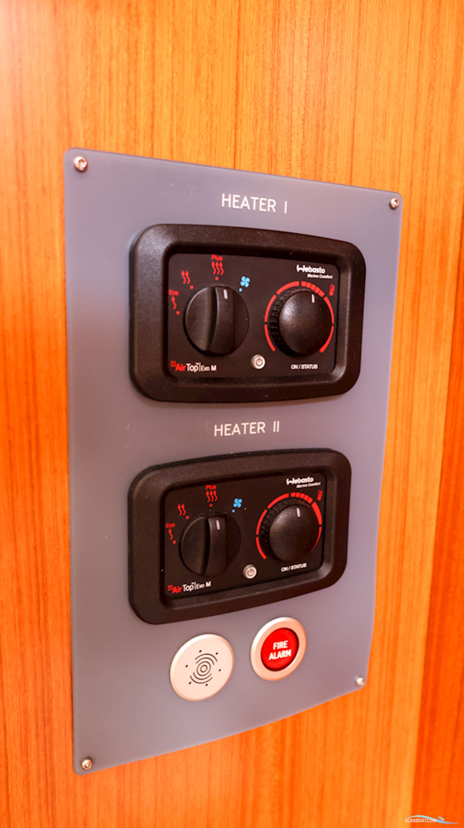Hallberg-Rassy 54