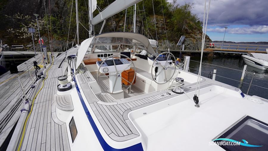 Hallberg-Rassy 57