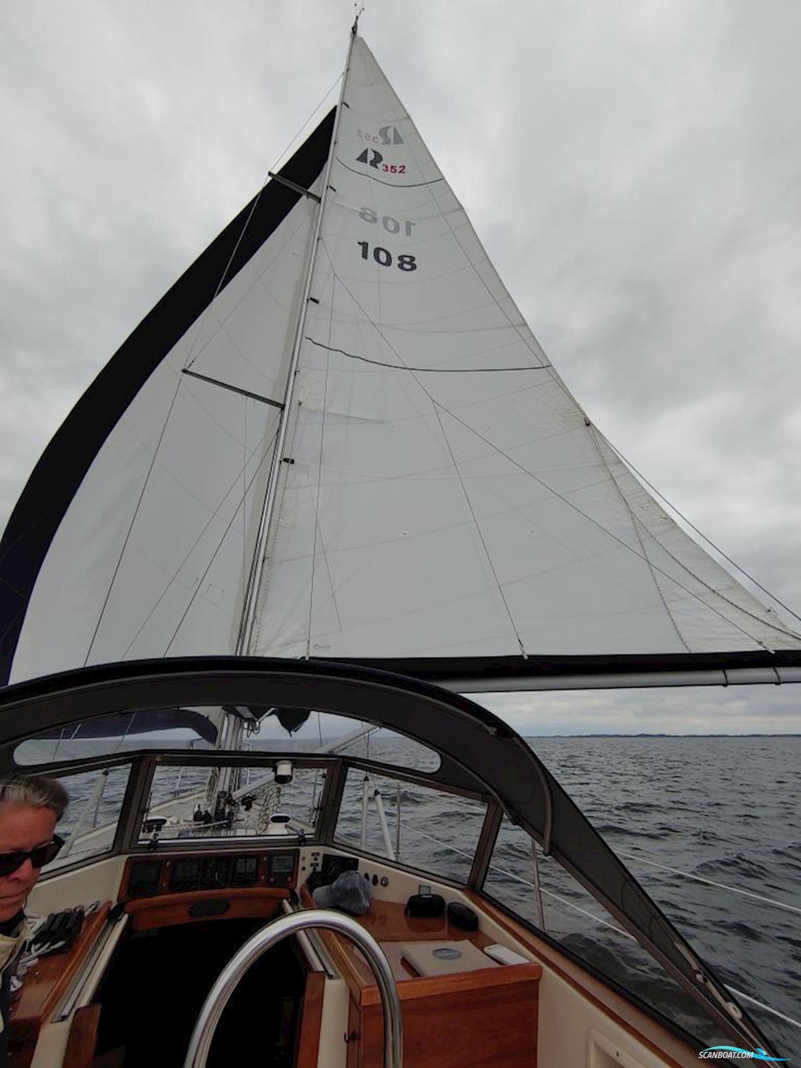Hallberg-Rassy HR 352 Scandinavia