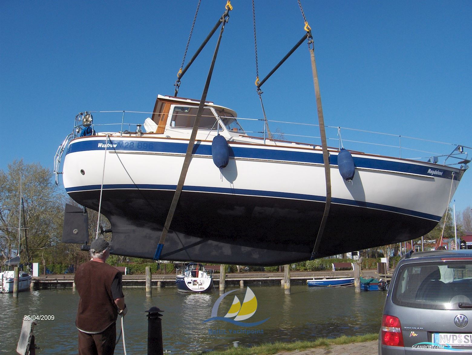 Hallberg Rassy HR 94 Cutter