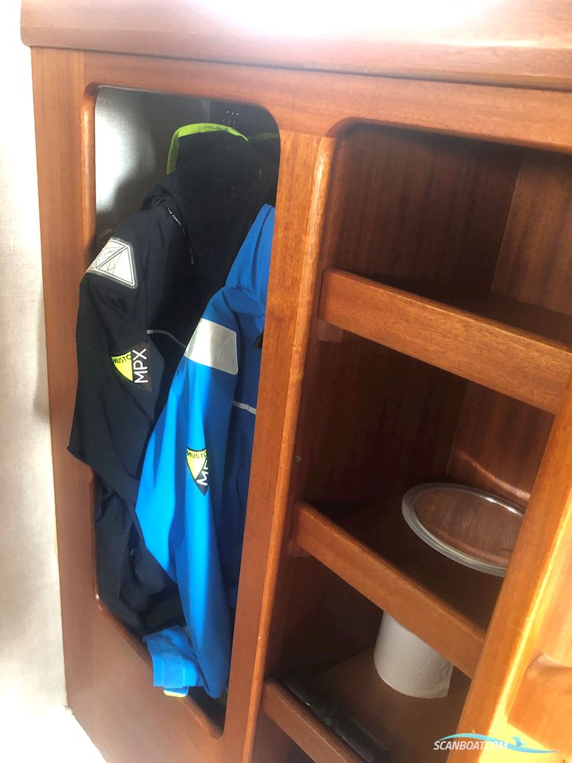 Hallberg-Rassy Monsun 31 Kun 169 Motor Timer