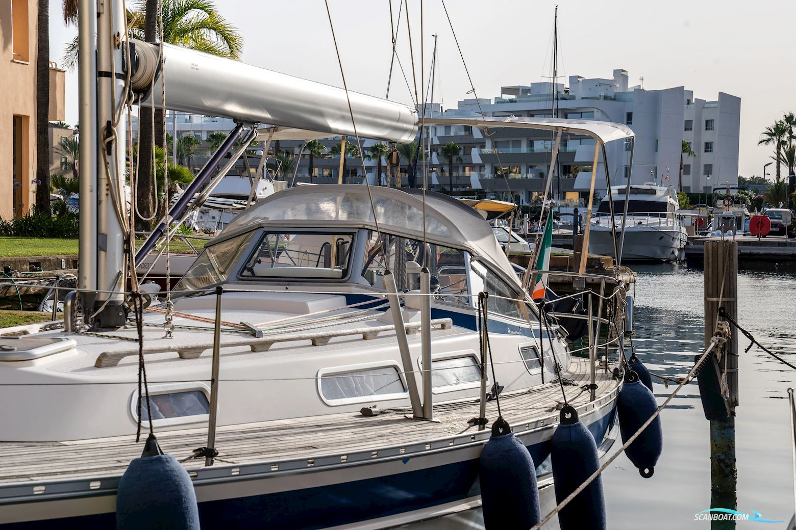 Hallberg Rassy Monsun 31