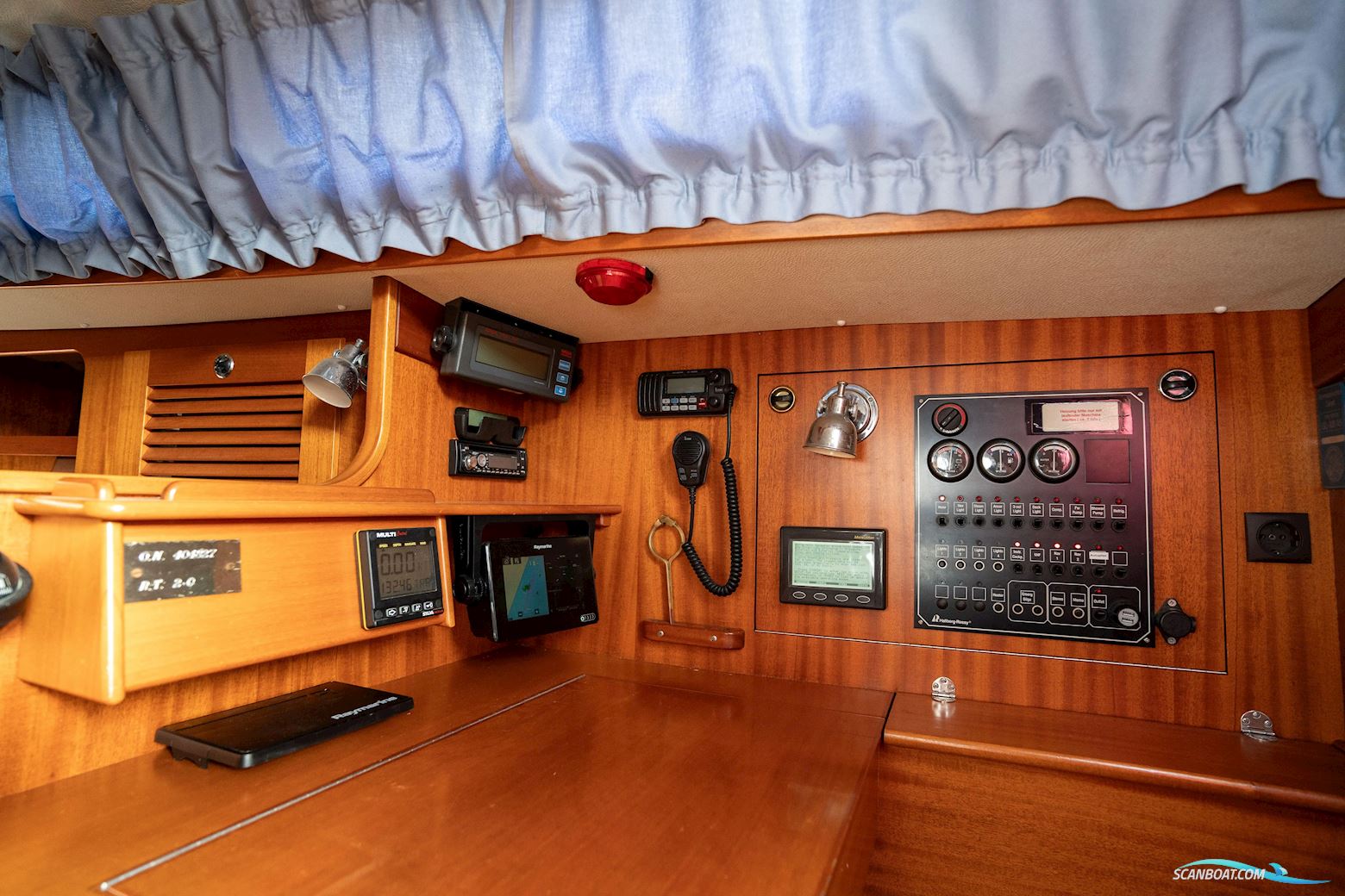 Hallberg Rassy Monsun 31