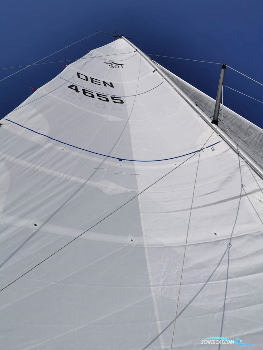 Hanse 301