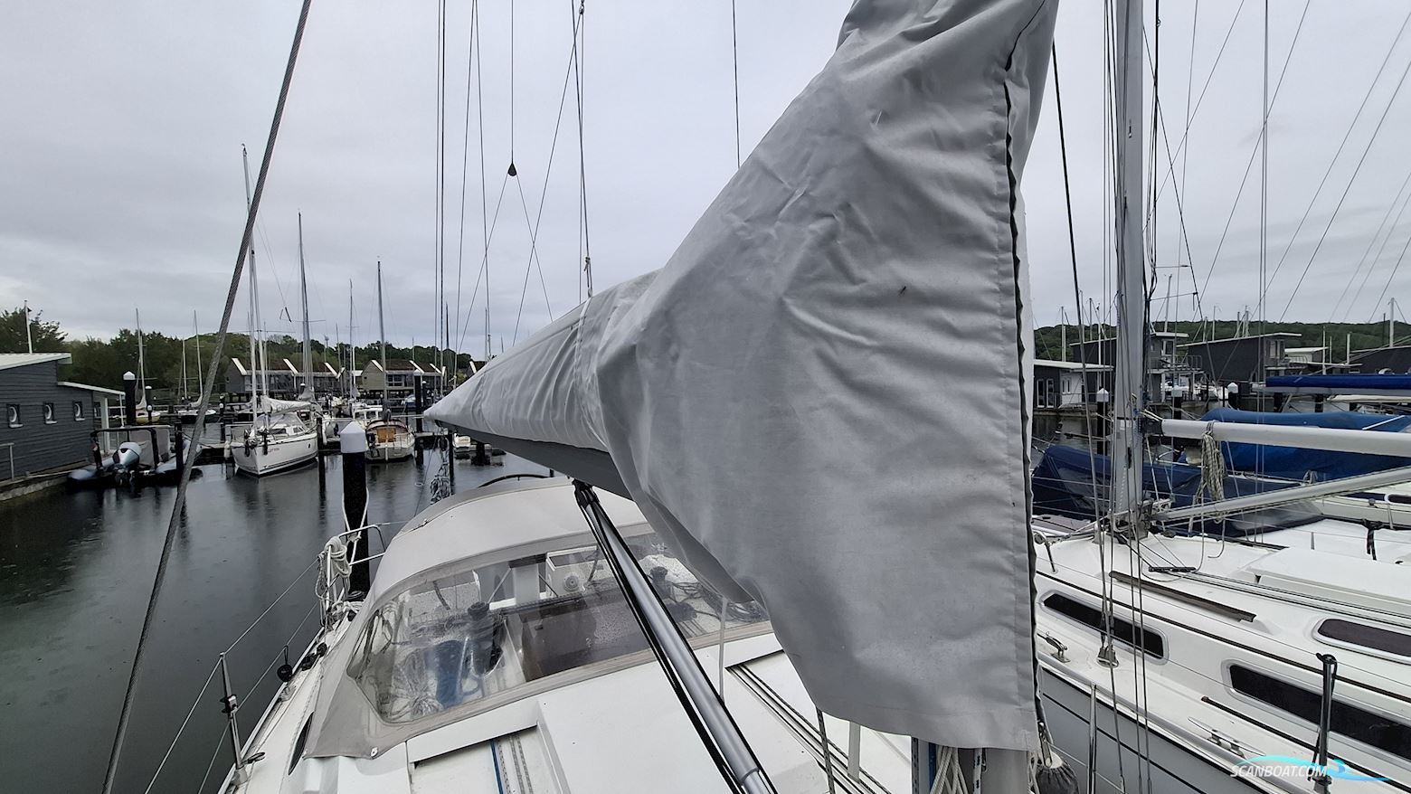 Hanse 320