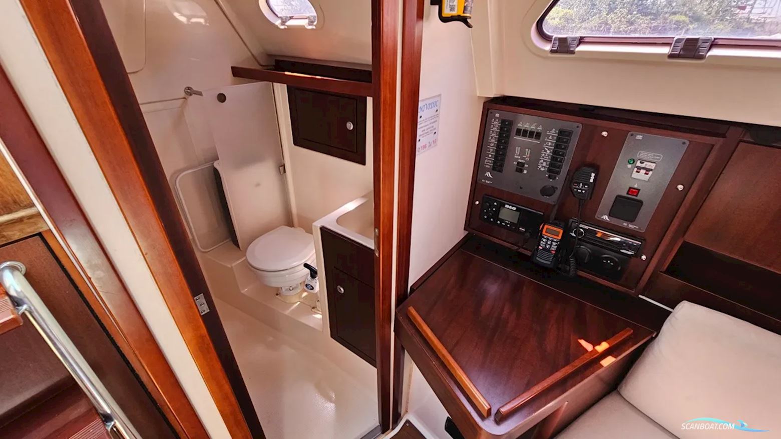 Hanse 320