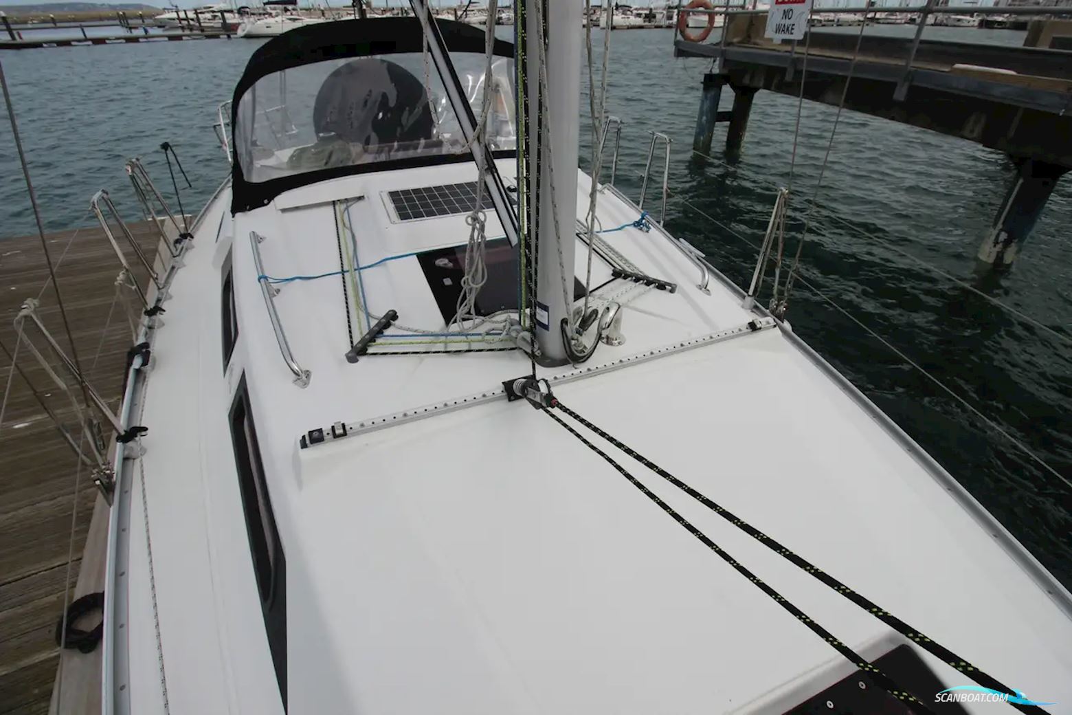 Hanse 325