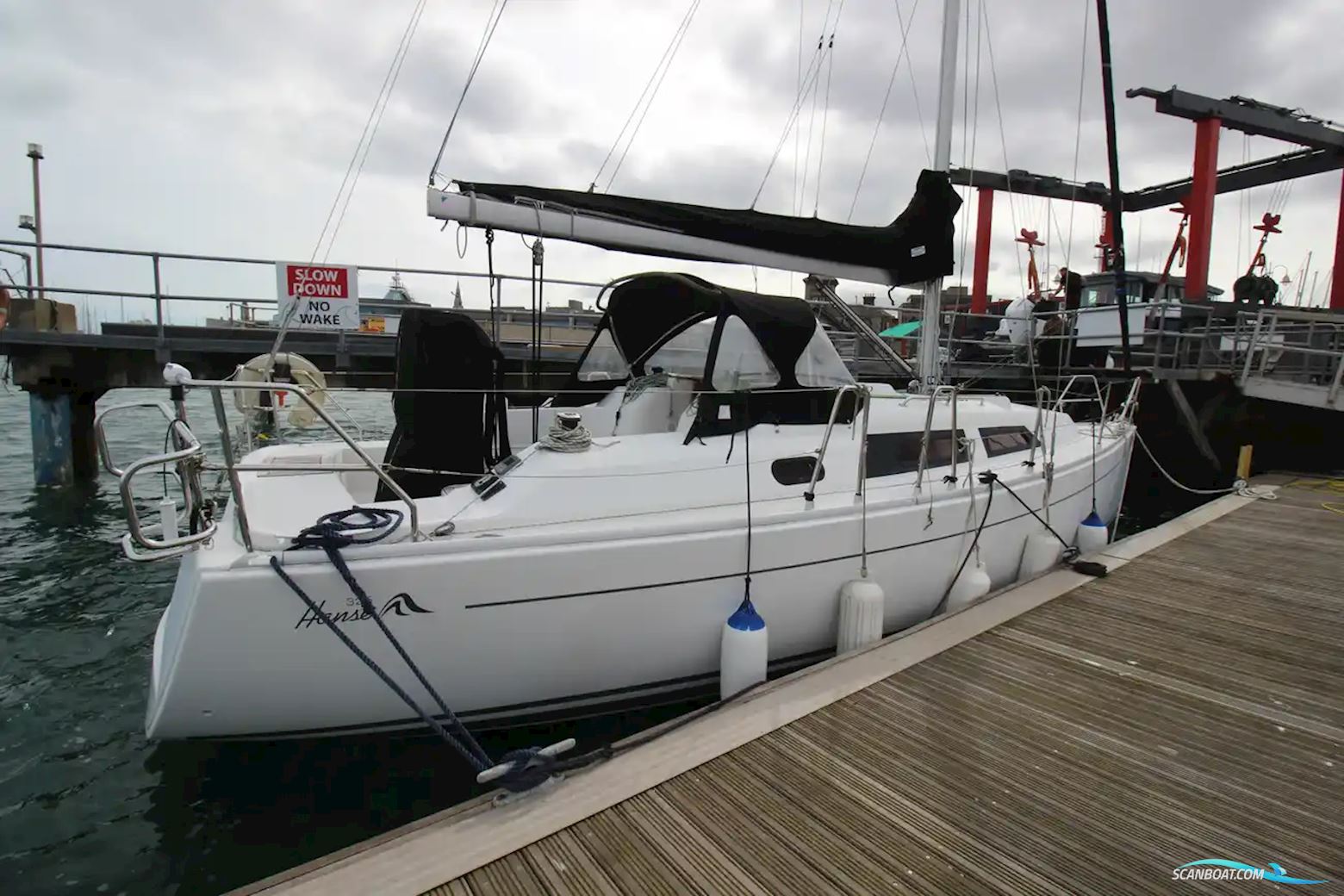 Hanse 325