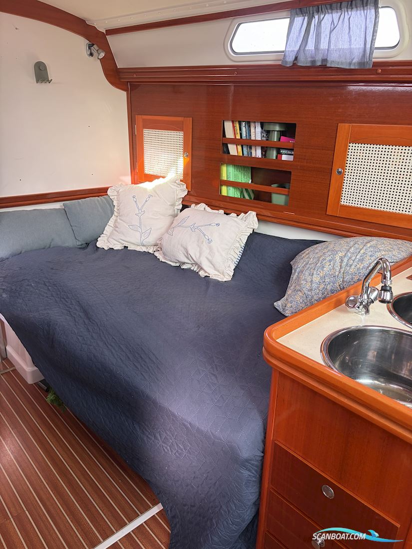Hanse 341