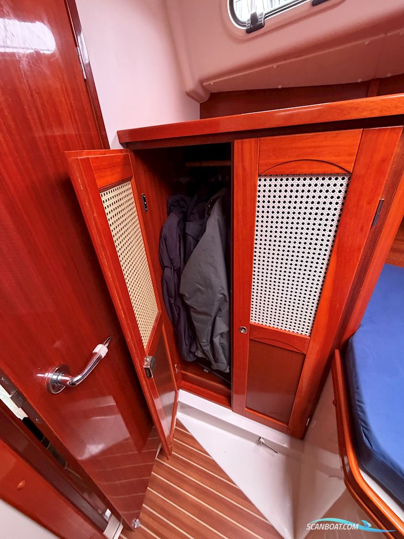 Hanse 341