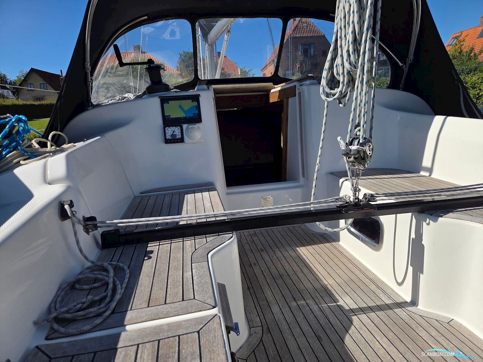 Hanse 342