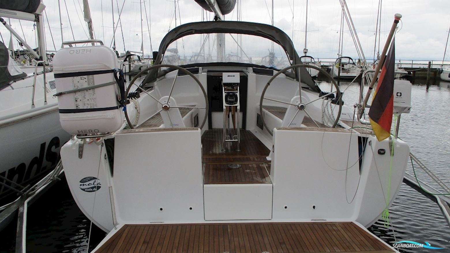 Hanse 348