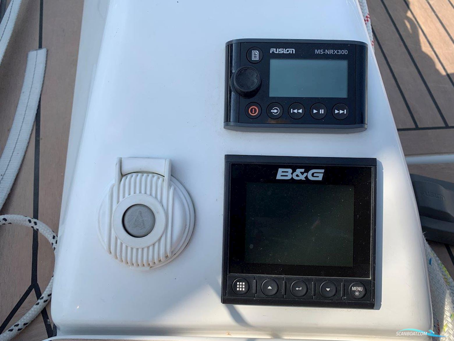 Hanse 348