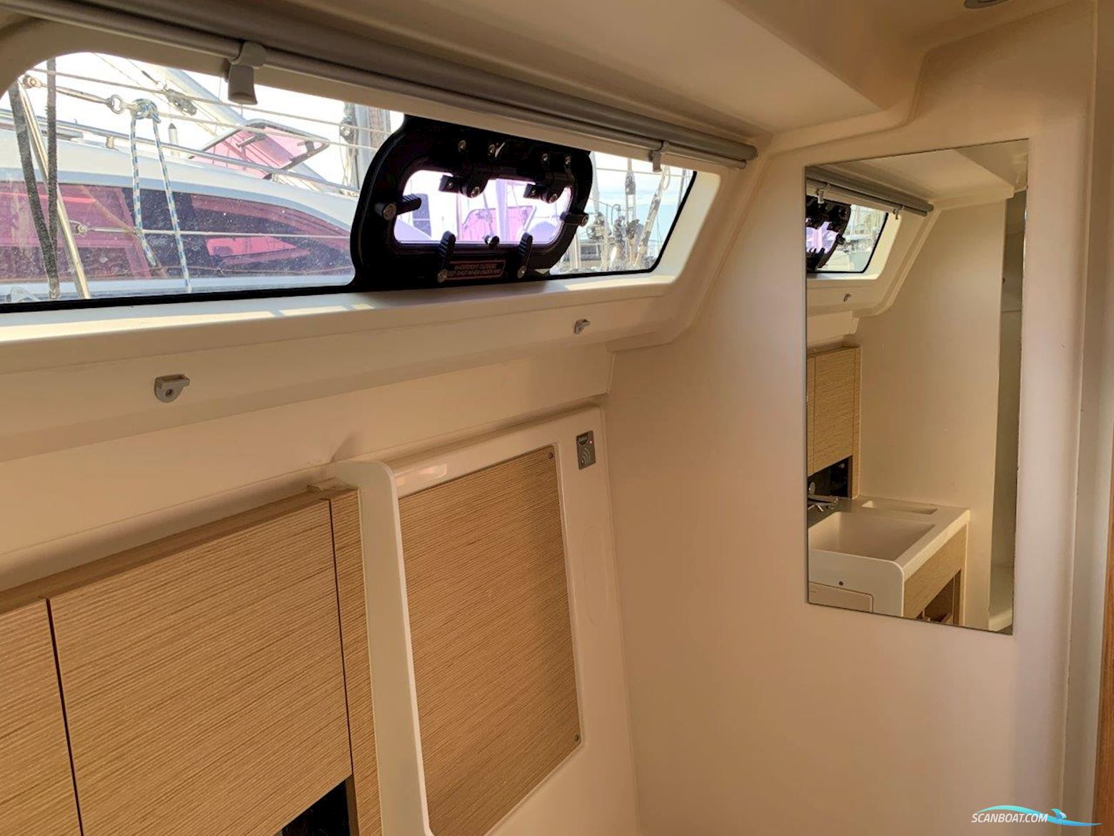 Hanse 348
