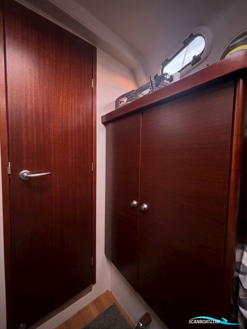 Hanse 370