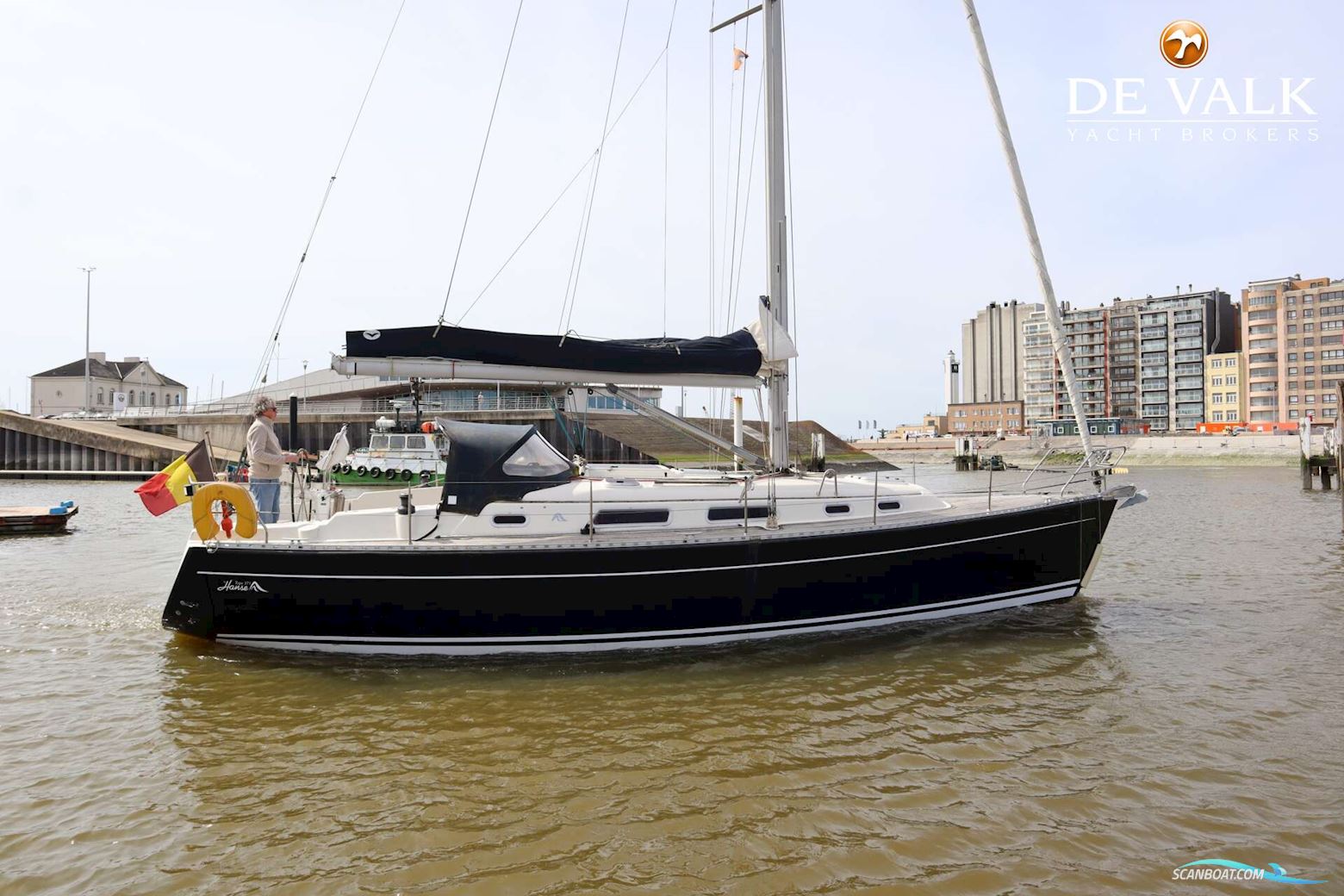 Hanse 371