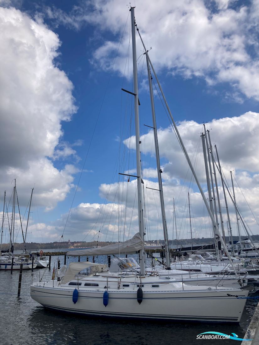 Hanse 371