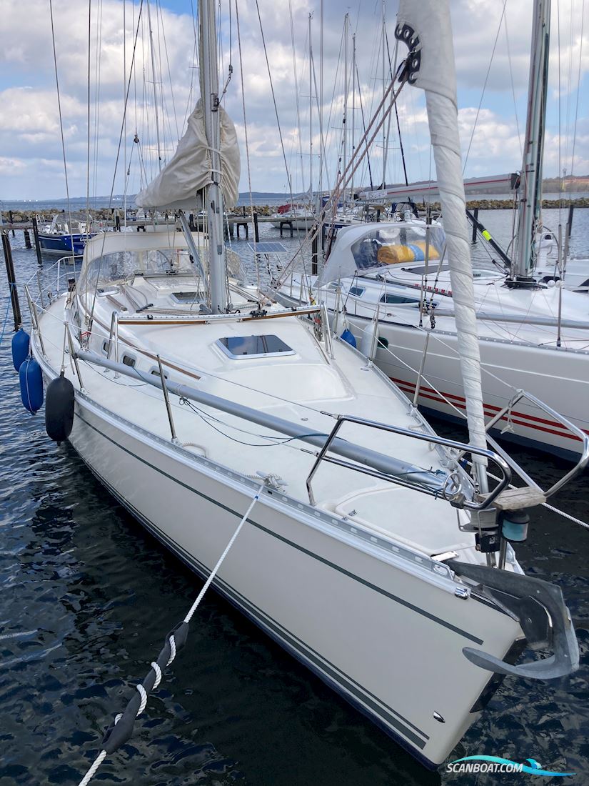 Hanse 371