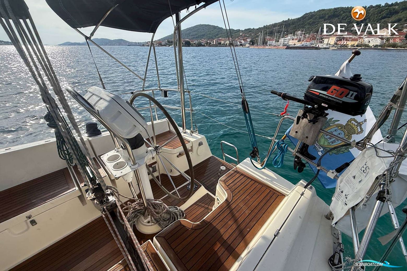Hanse 371