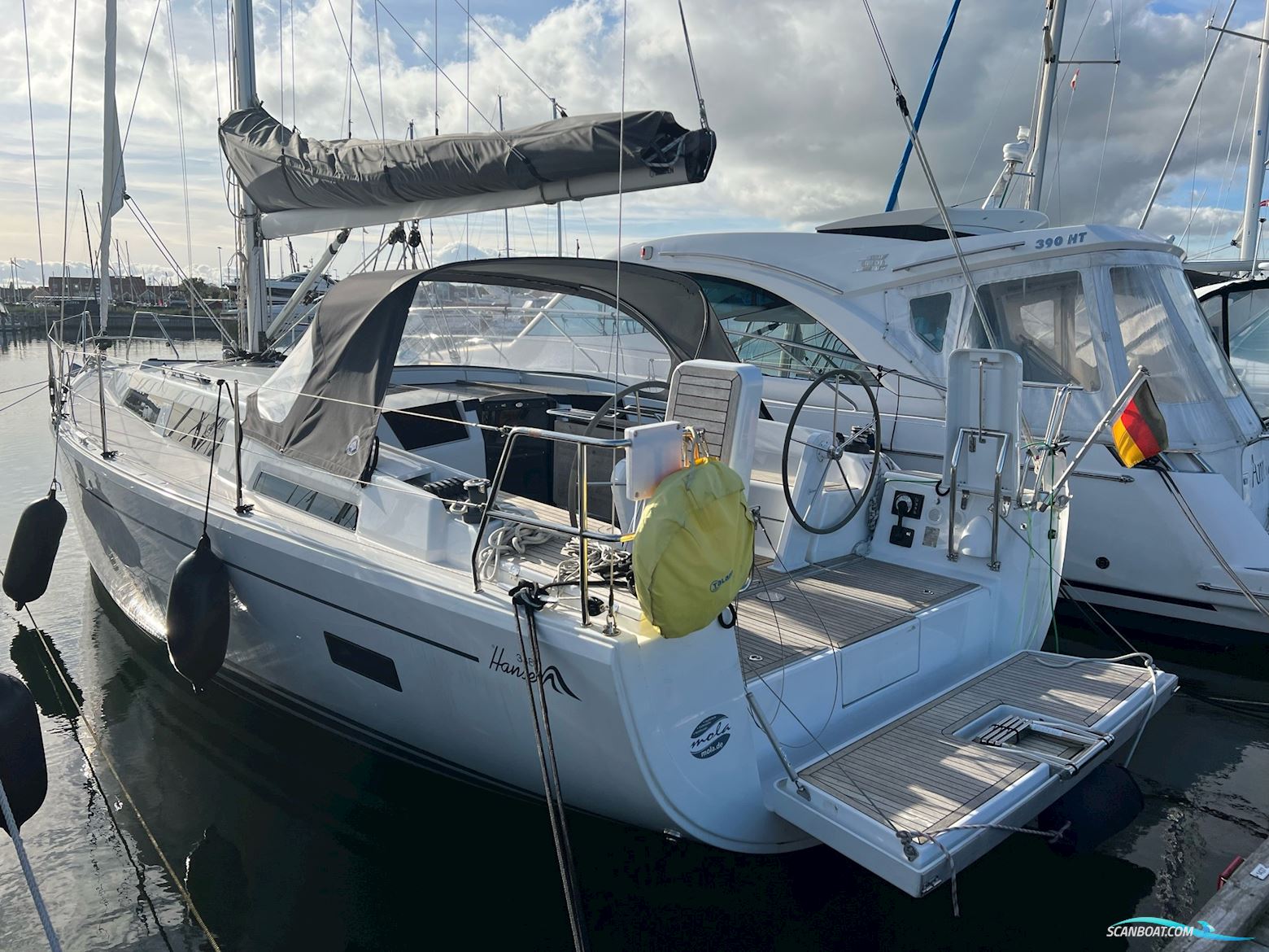 Hanse 388 Segelbåt 2022, med Yanmar
 motor, Tyskland