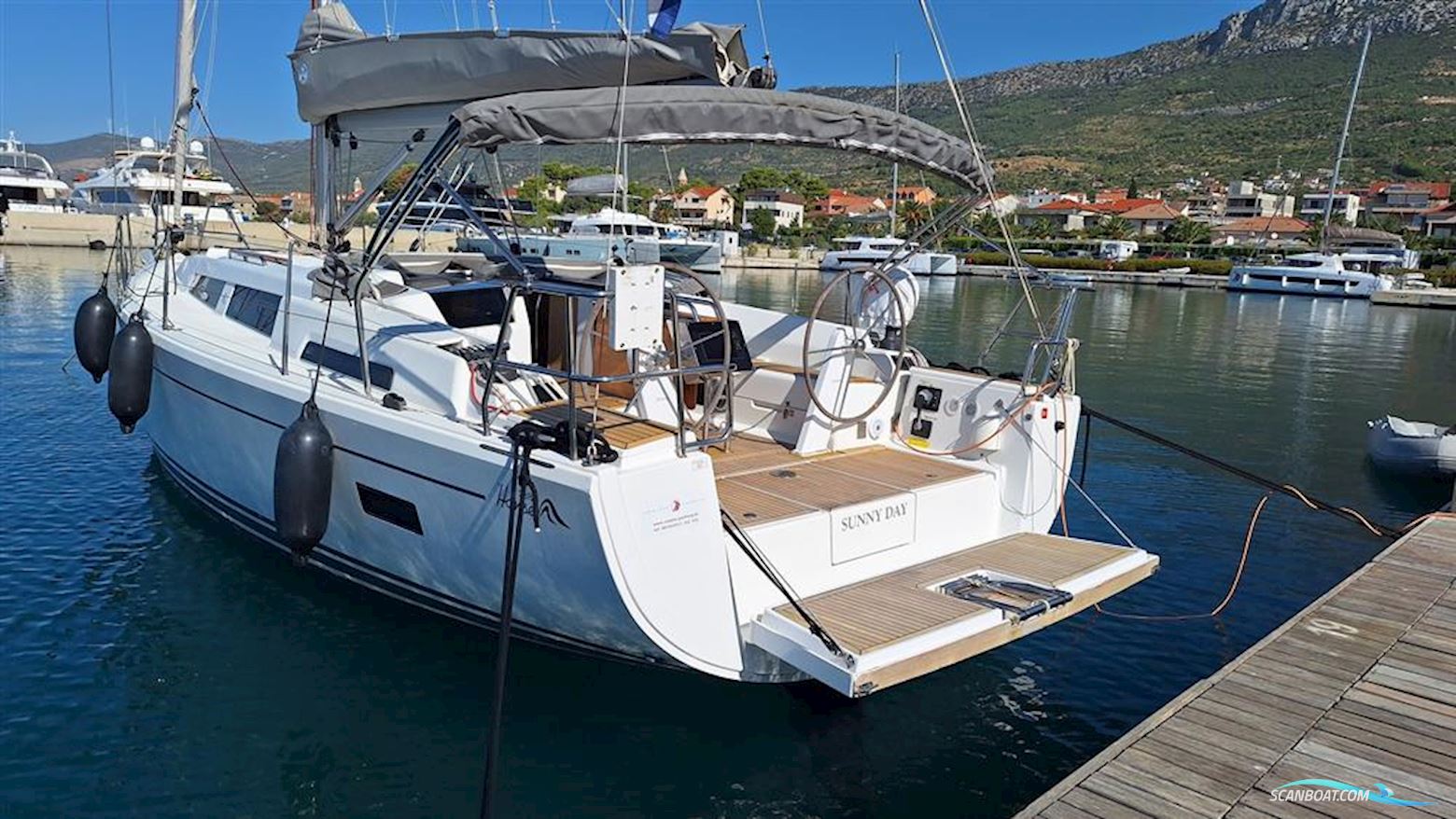 Hanse 388