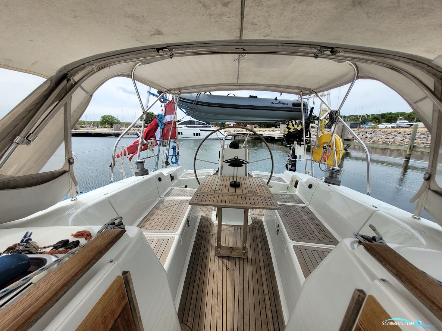 Hanse 400