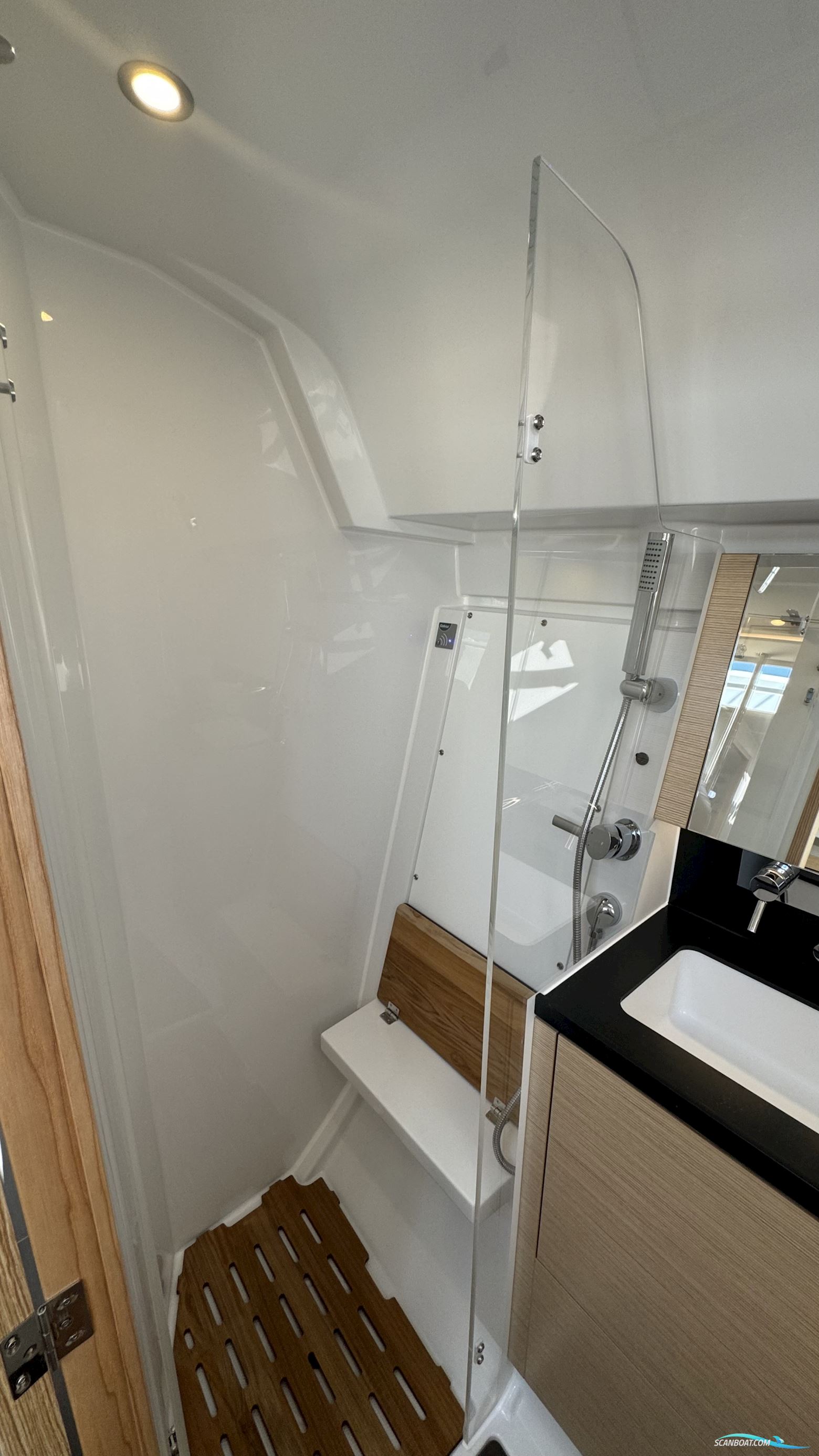 Hanse 410 NEU m. vielen Extras, frei anpassbar