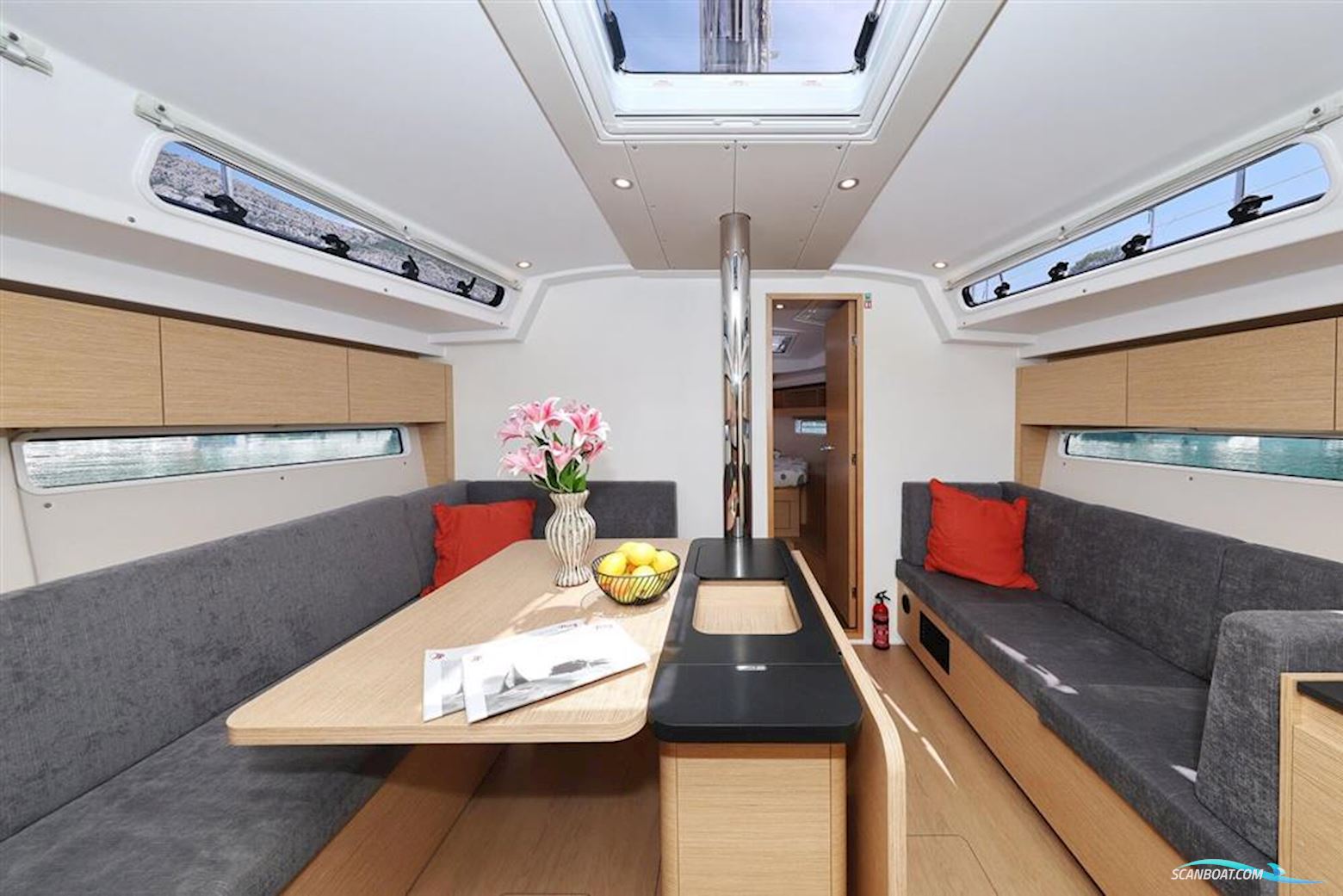 Hanse 410