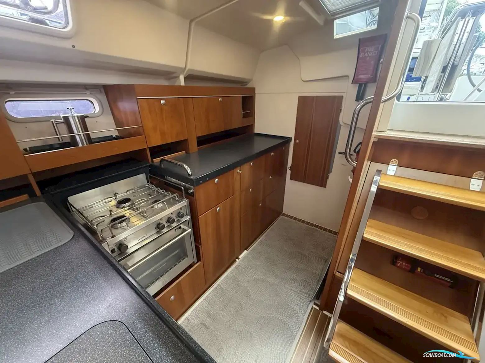 Hanse 415