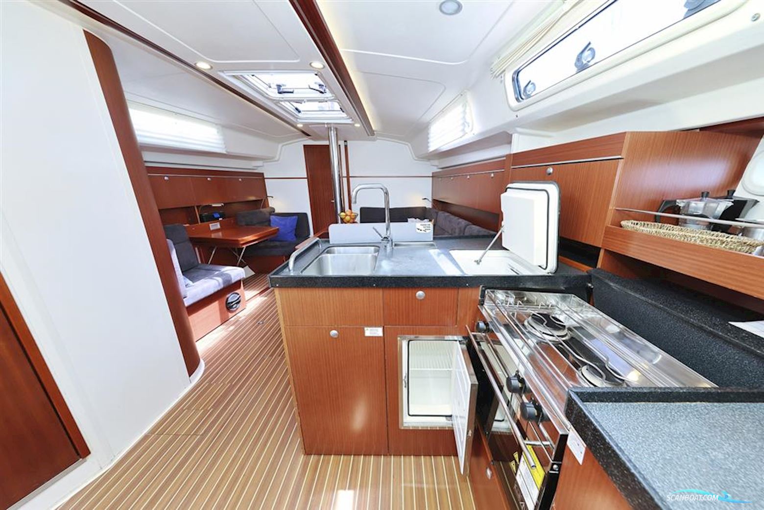 Hanse 415