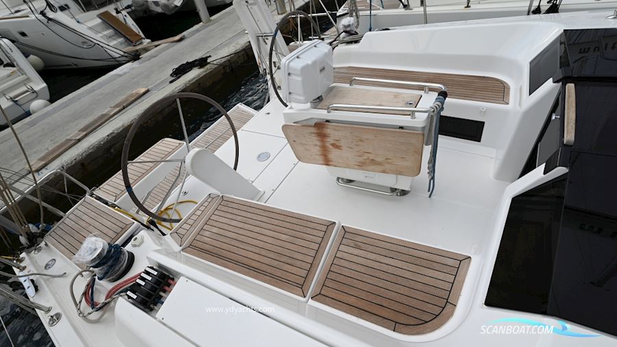 Hanse 418