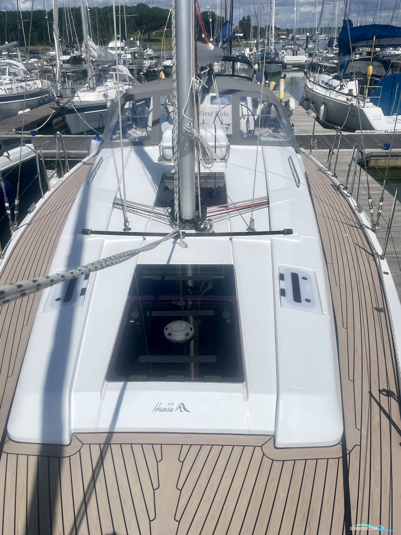 Hanse 418