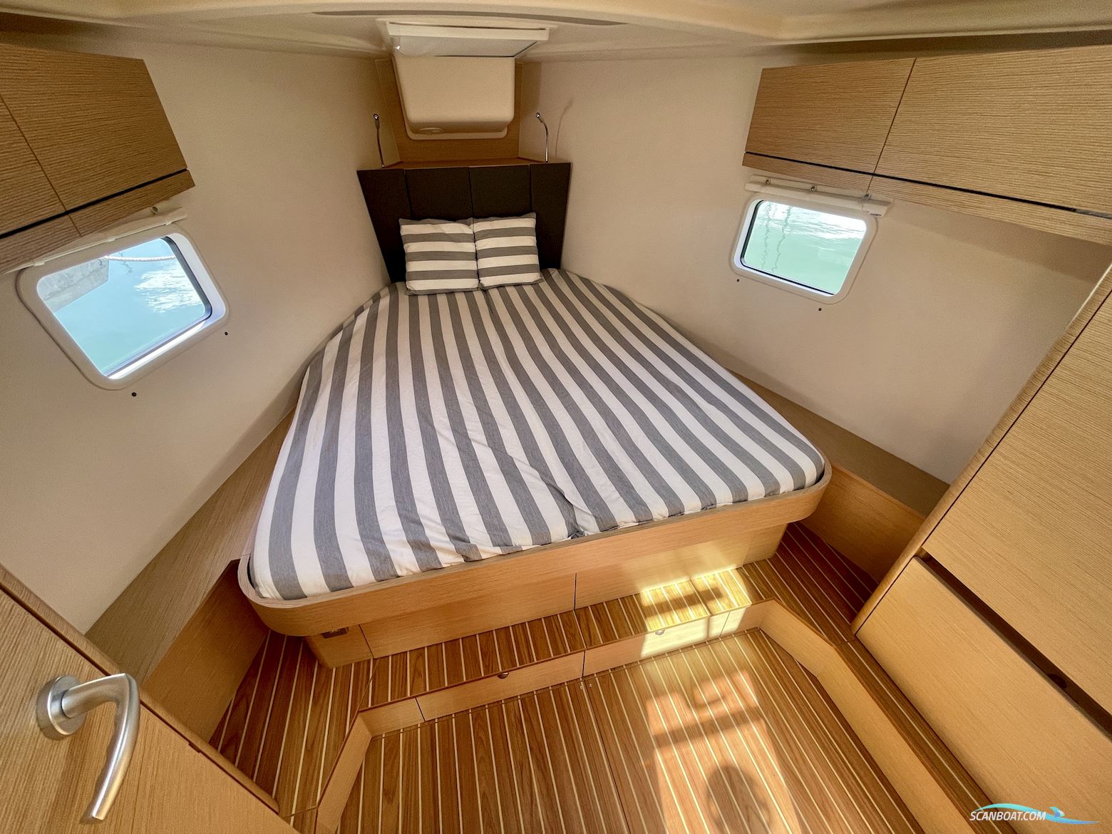 Hanse 418