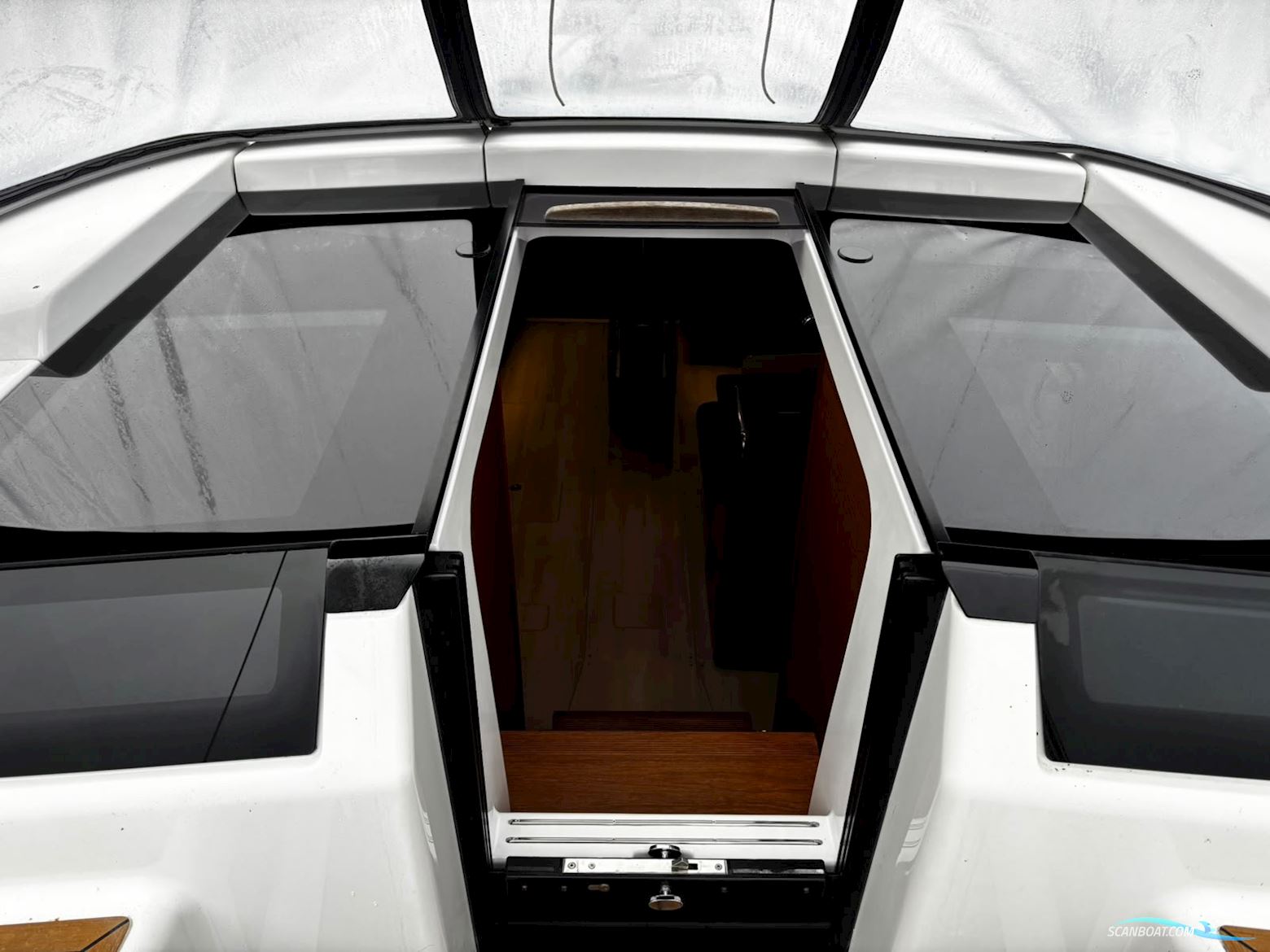 Hanse 418