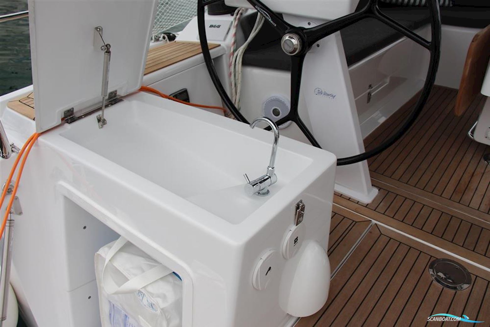 Hanse 455