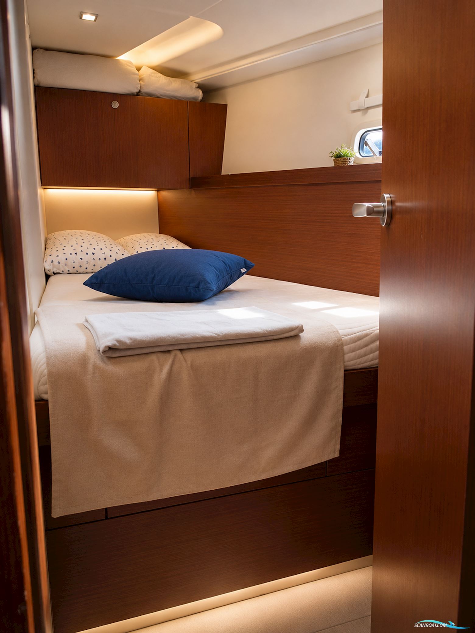 Hanse 455
