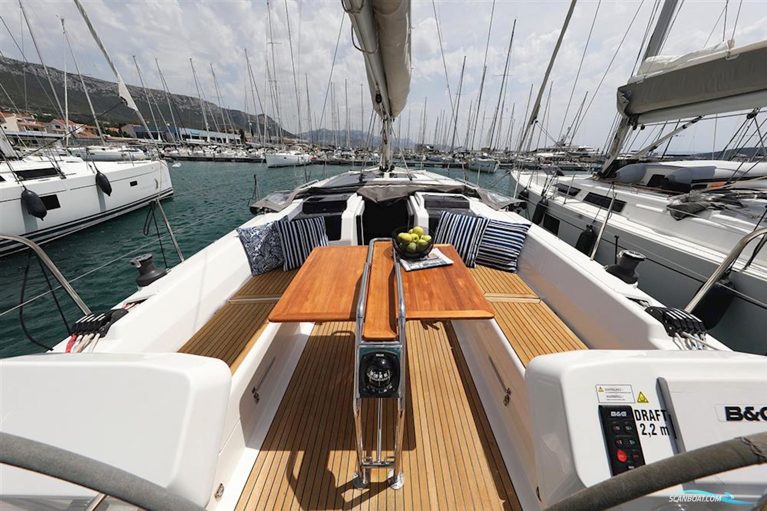 Hanse 458