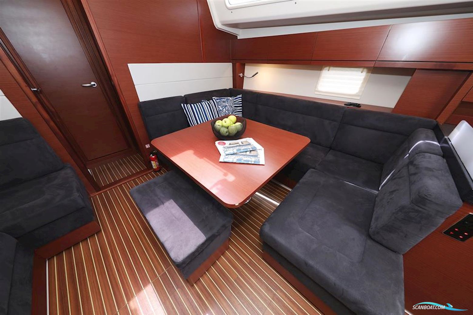 Hanse 458