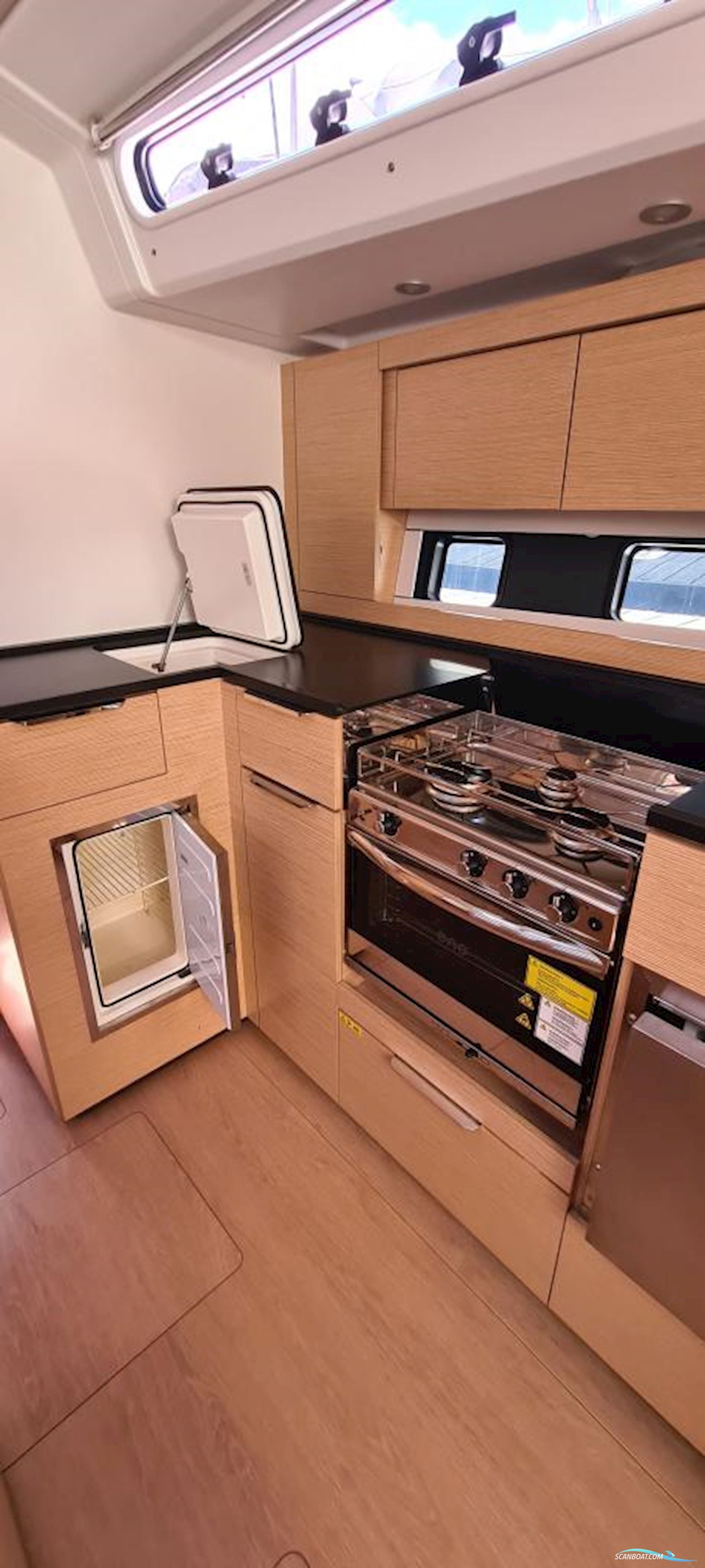 Hanse 460