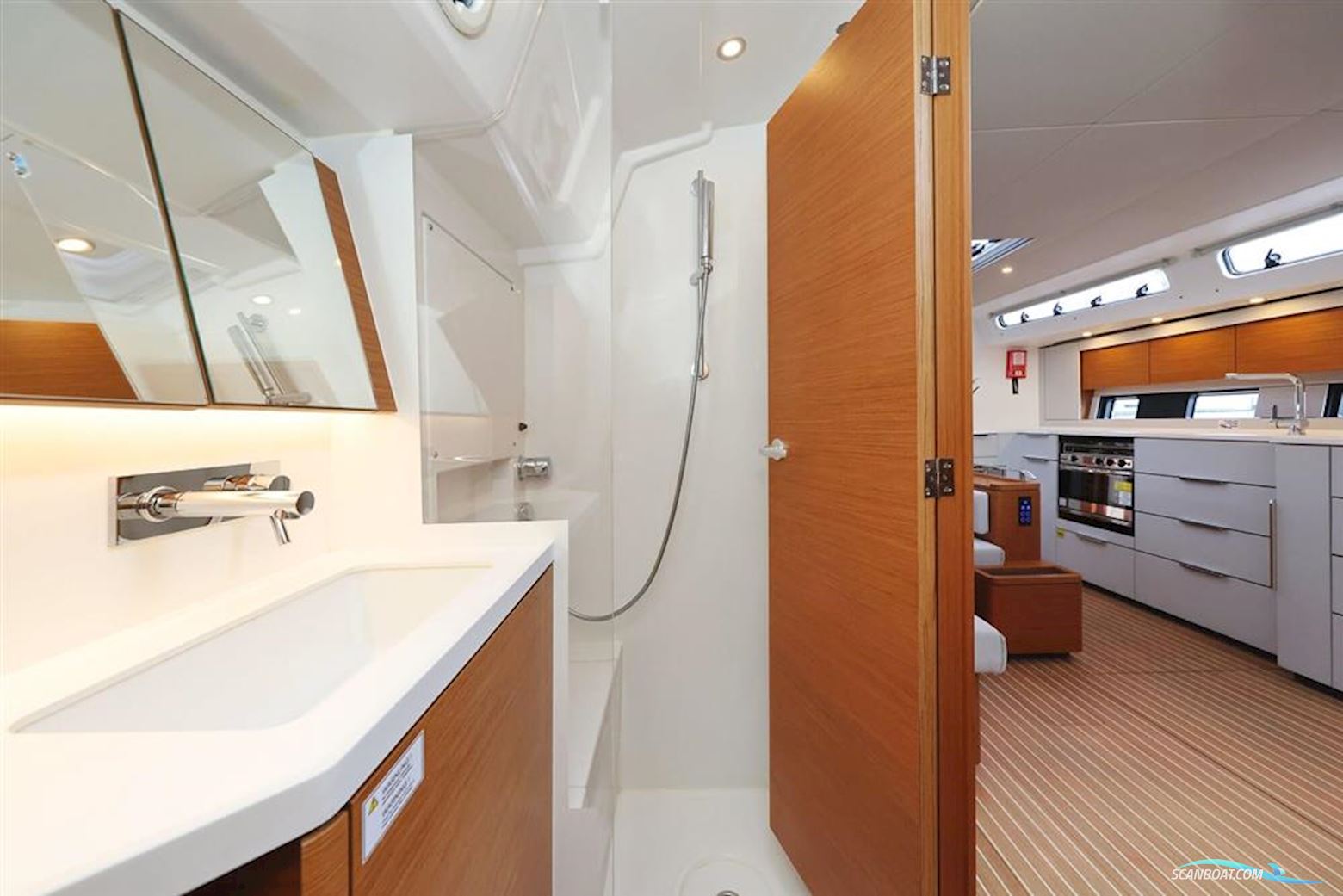 Hanse 460
