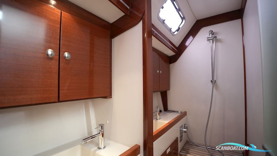 Hanse 461