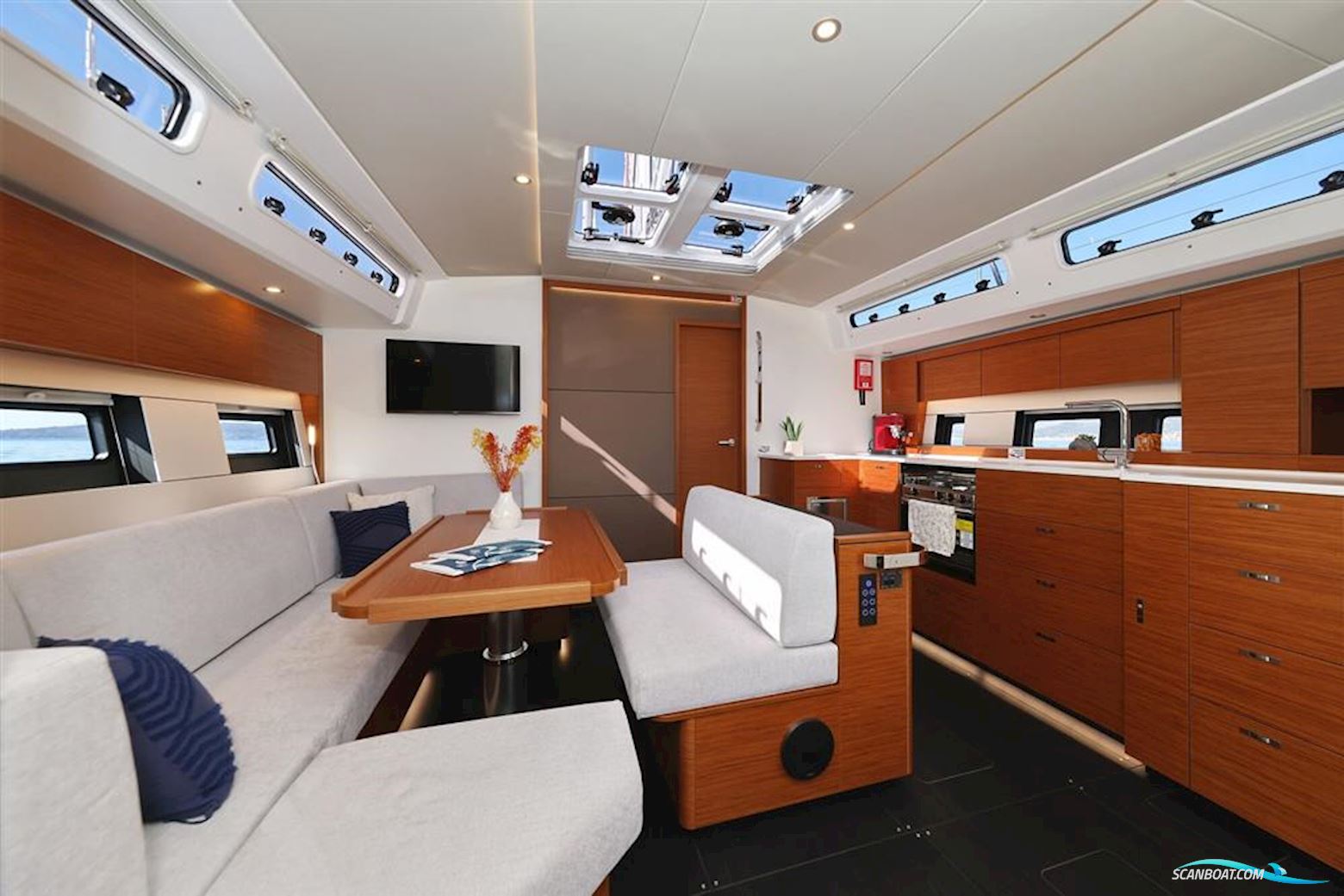 Hanse 510